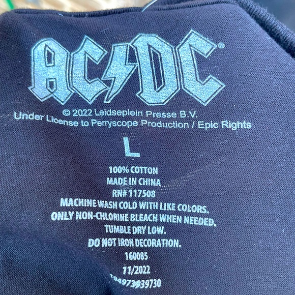 AC/DC, Black, Short Sleeve, Shirt, Size Large - Picture 3 of 4